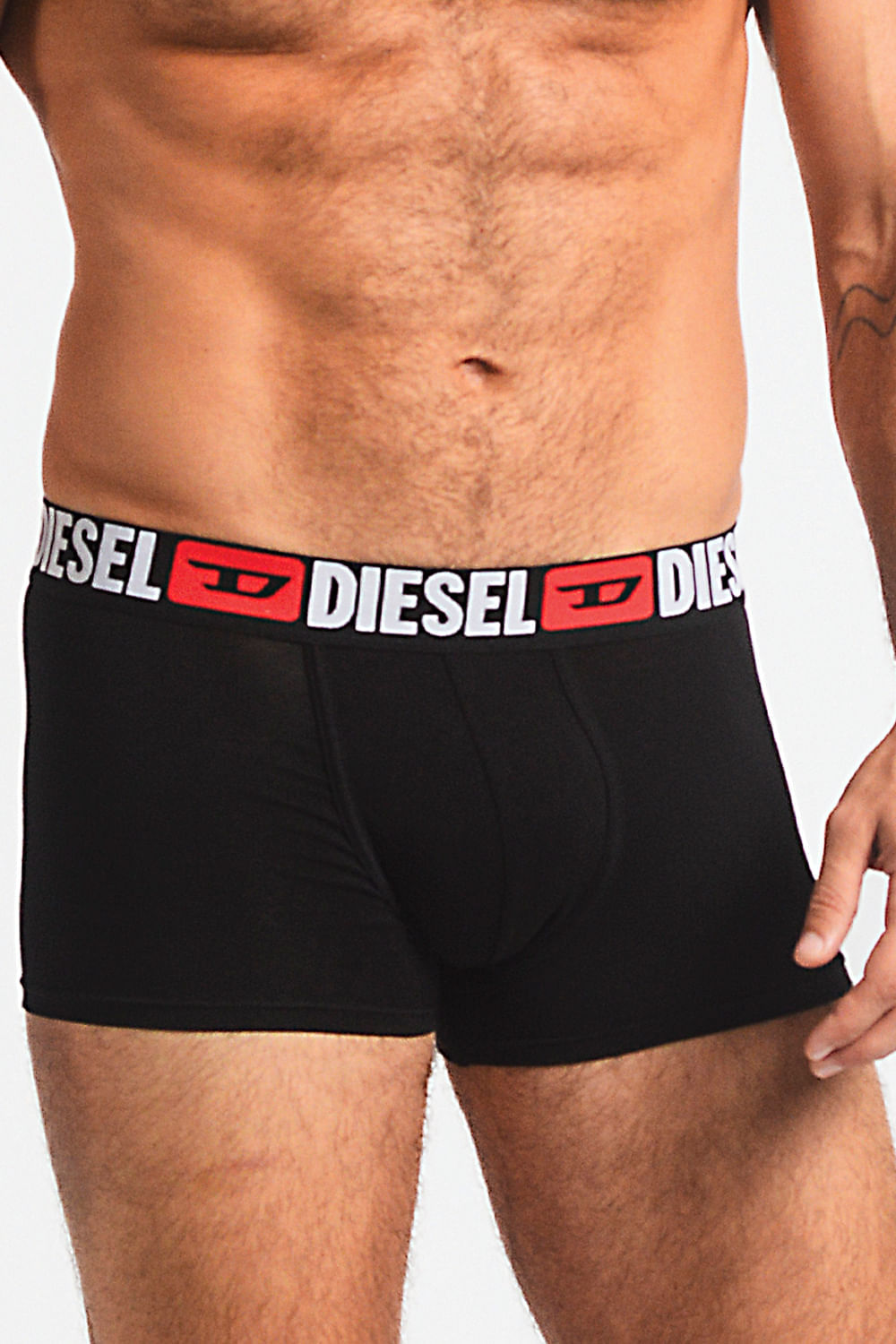 667.0614_PT_001_Kit-de-3-Cuecas-Boxer-Diesel-Mescla-Preto-Vermelho.jpg