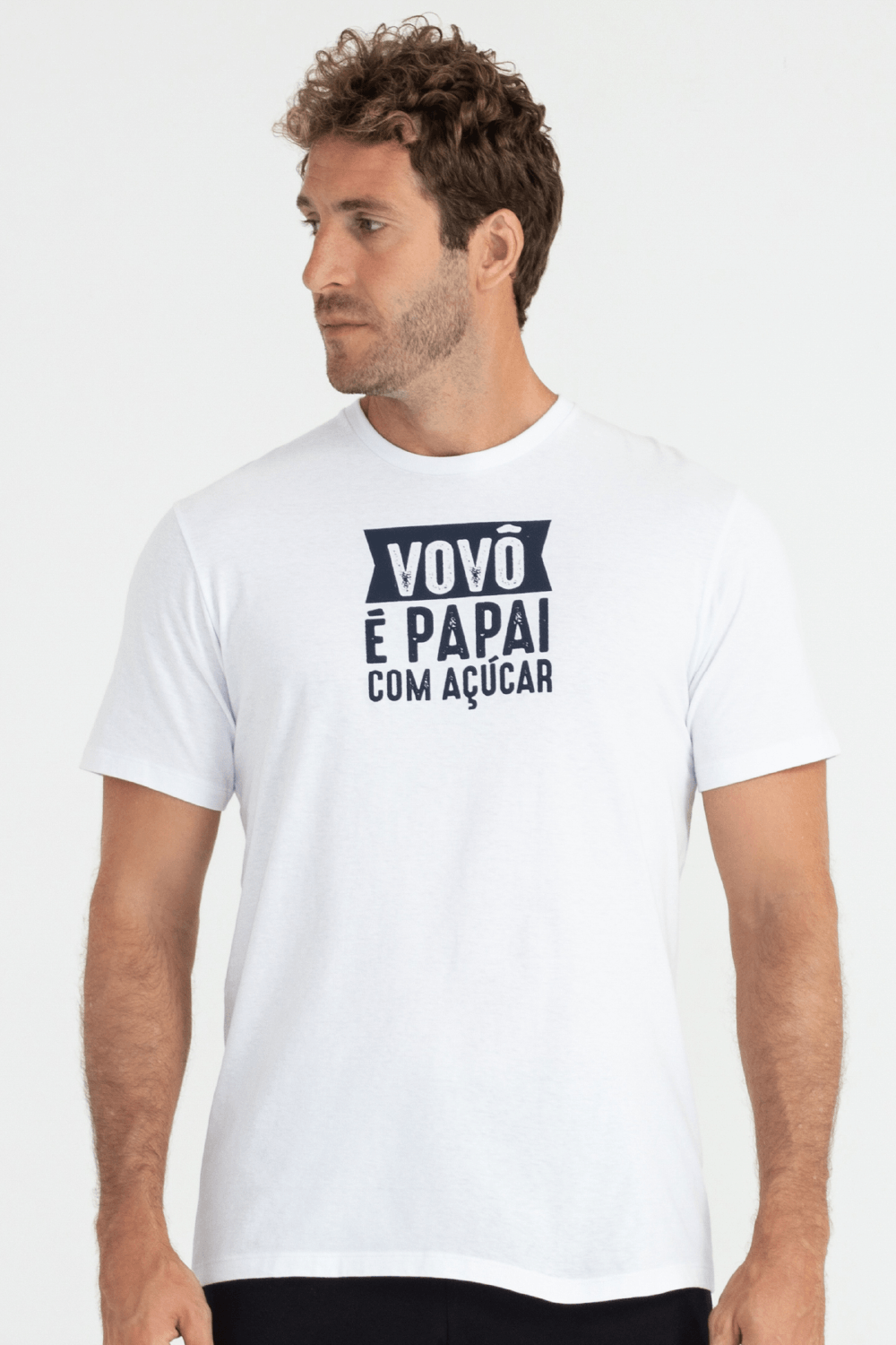 663.371_BR_001_Camiseta-Vovo-com-Silk.png