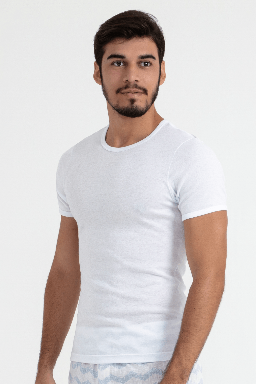 888.374_BR_001_Camiseta-Rib.png