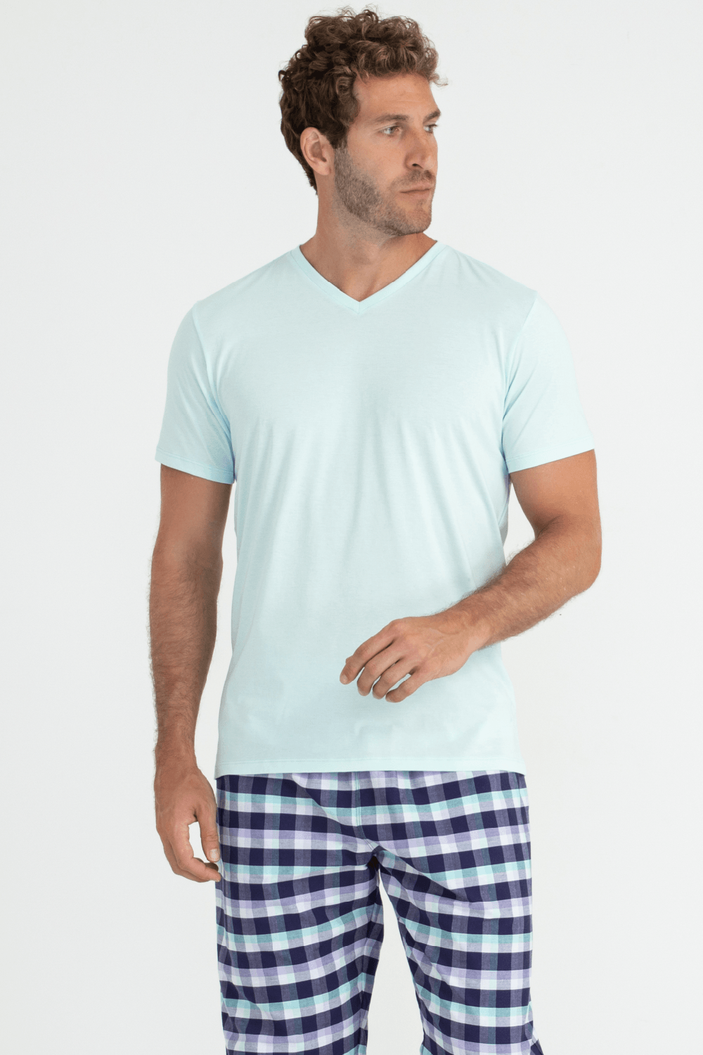 888.3729_VD_003_Camiseta-Algodao-Pima-Gola-V.png