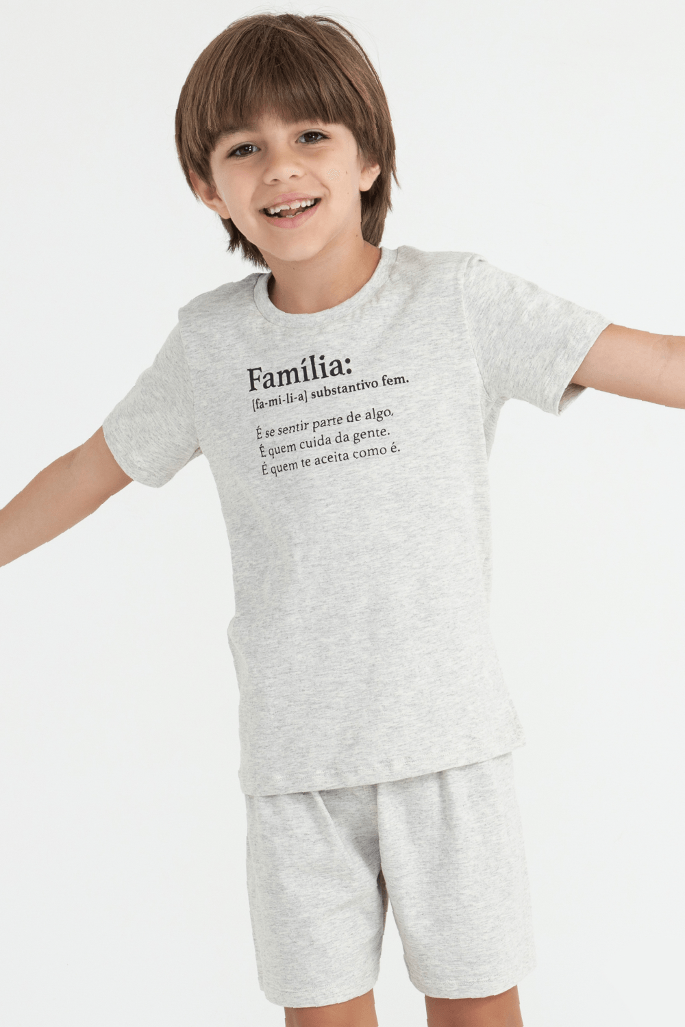 663.3814_MES_001_Pijama-Curto-Infantil-em-Malha-Familia-Substantivo.png