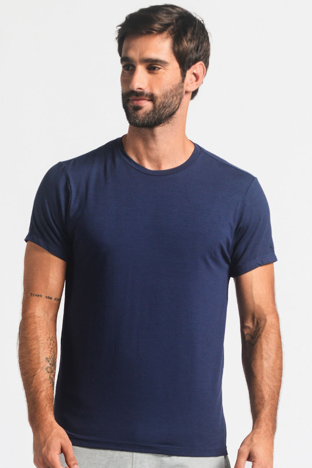 000.3728_MA_001_Camiseta-Viscolycra-Plus-Size
