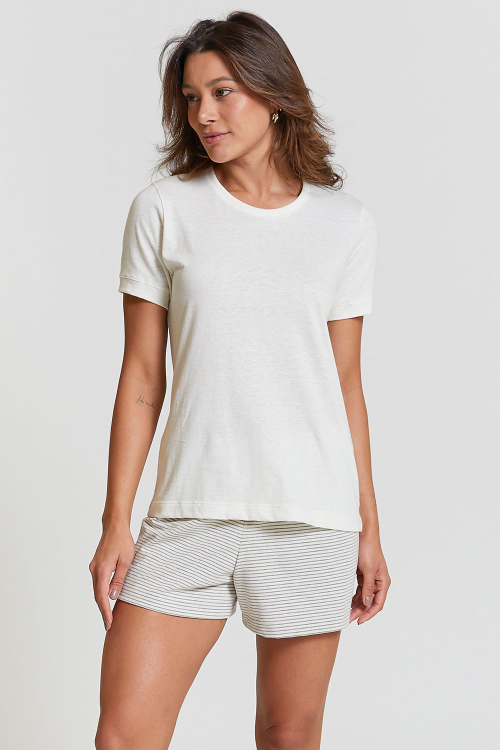 680.3811_CRU_001_Pijama-Feminino-Algodao-Com-Linho